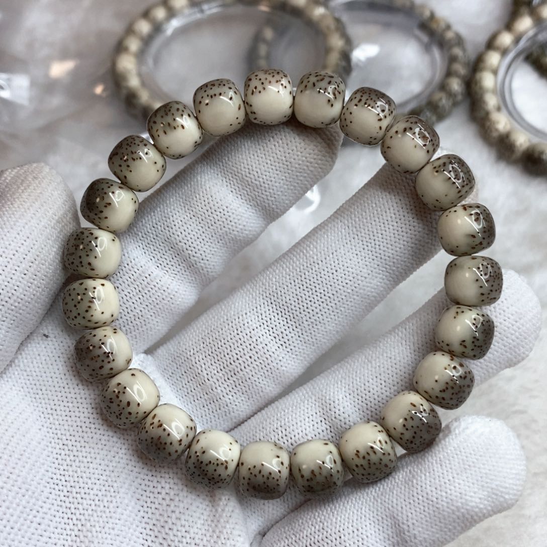 星月菩提吊坠敷*石玉料