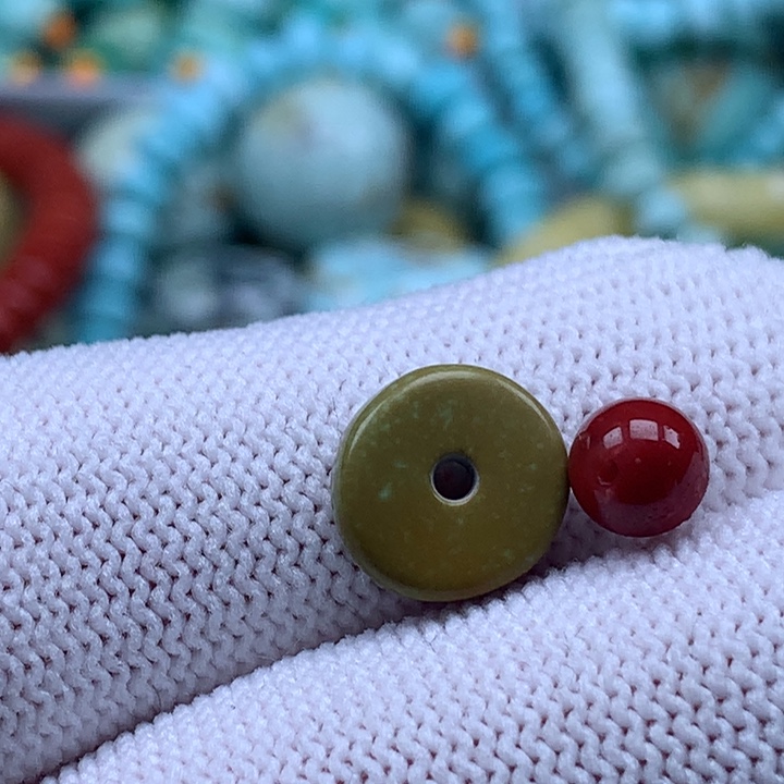 南红玛瑙未镶嵌珠宝奇石