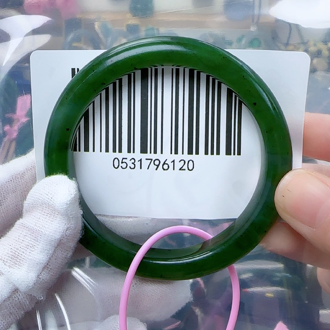 和田玉（碧玉）手镯未镶嵌微瑕5455