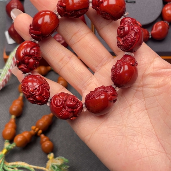 手串橄榄核阿*呦