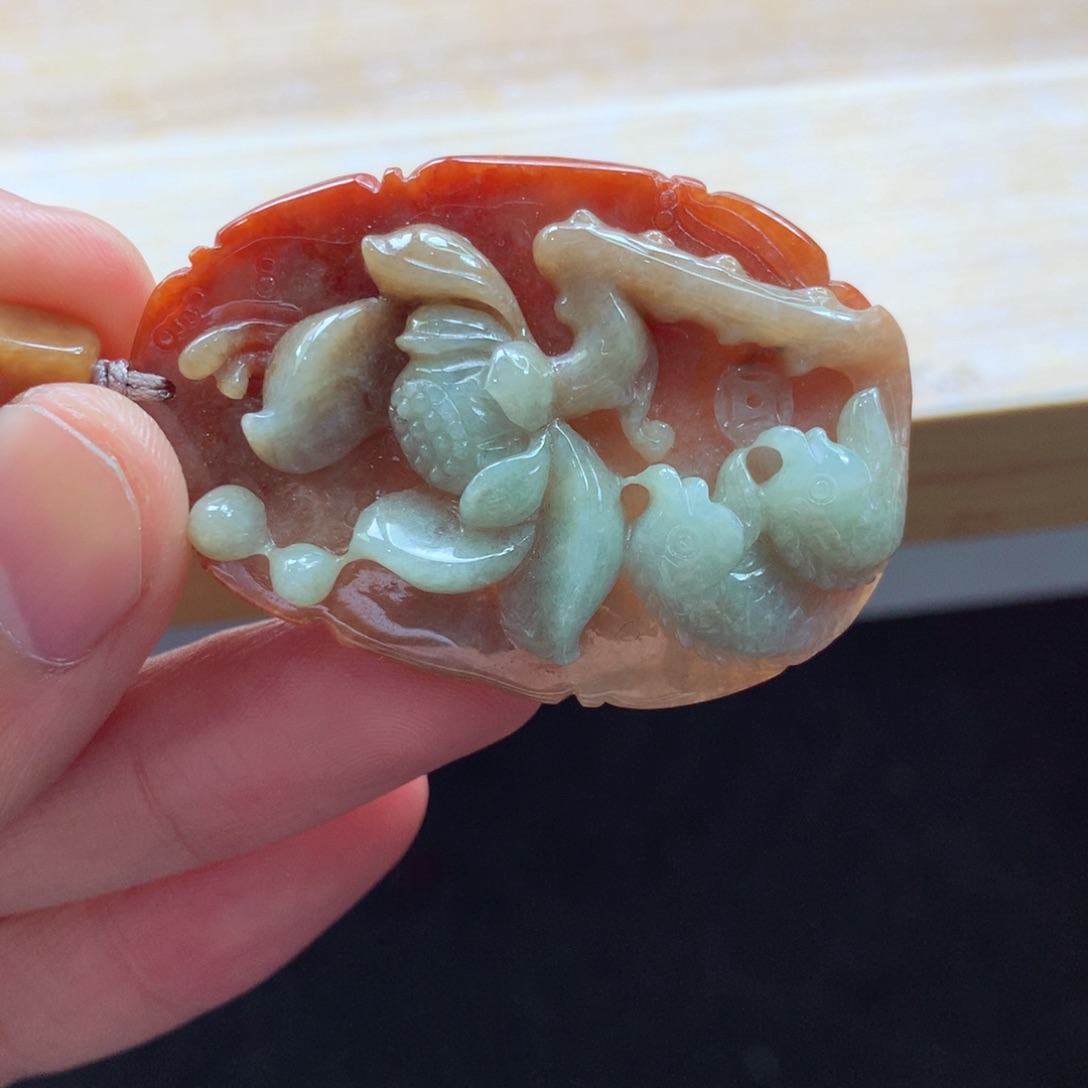 翡翠颈饰未镶嵌吊坠