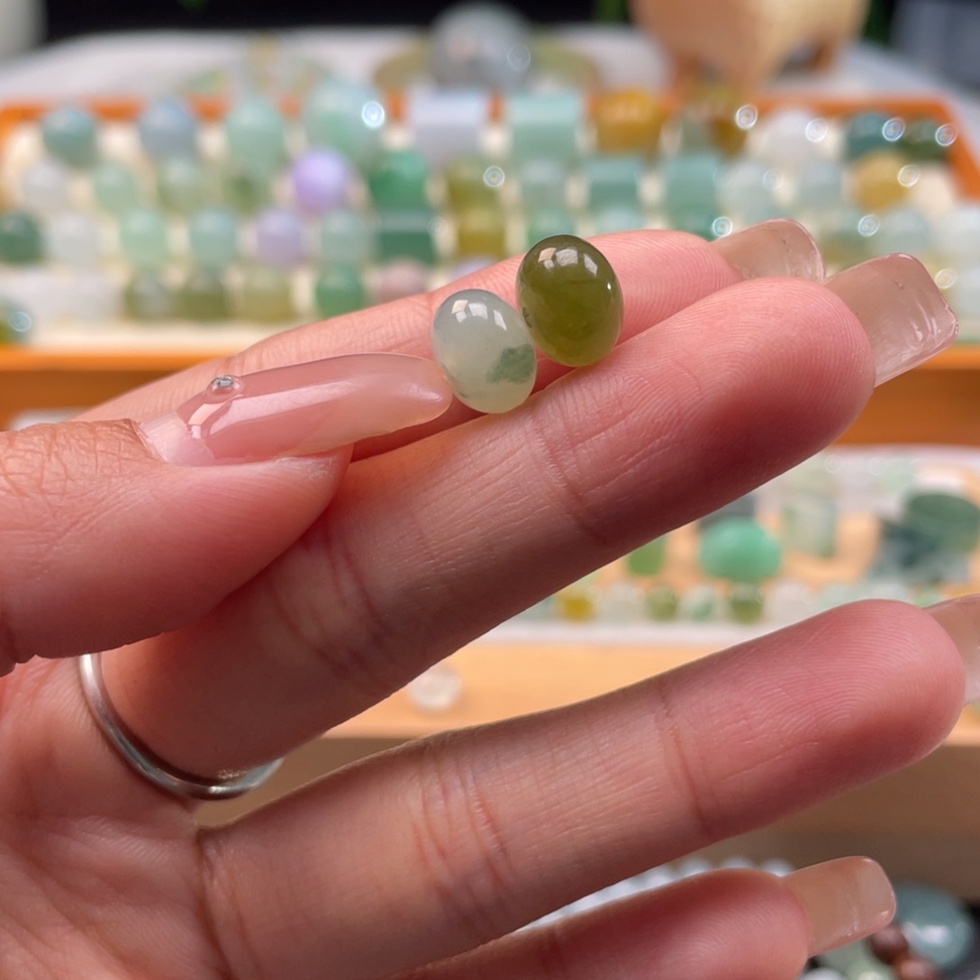 未镶嵌定制翡翠༺****༻天然缅甸翡翠a货一对9+