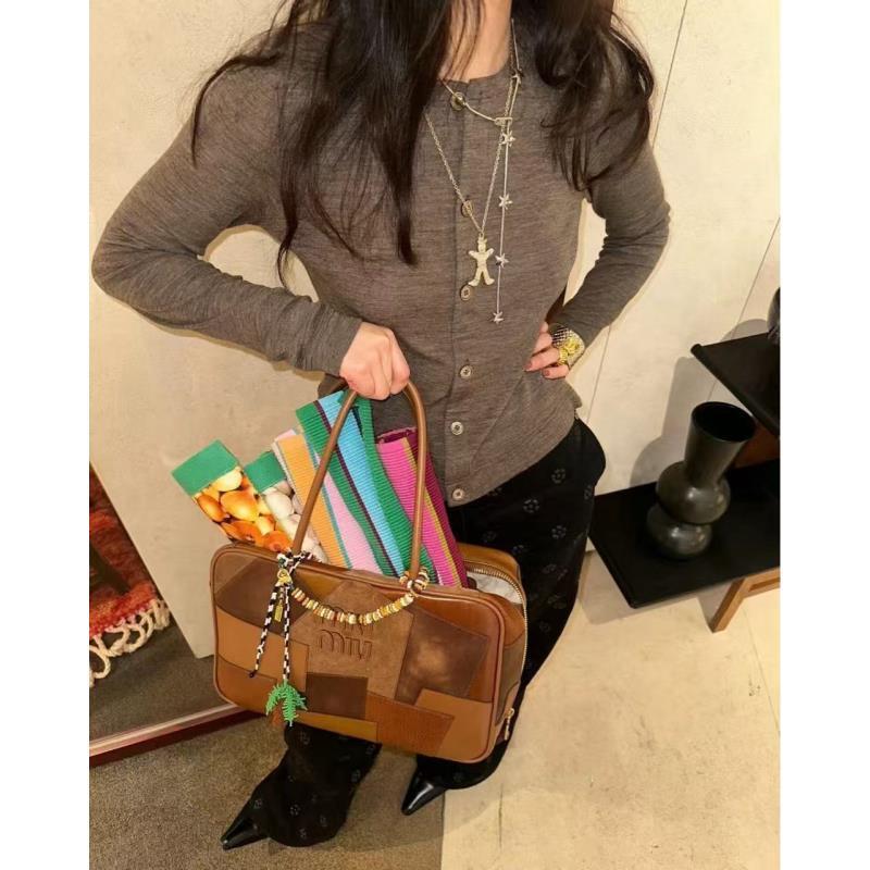 95新 MIU MIU/缪缪  展会外场！干邑色拼皮公文保龄球包