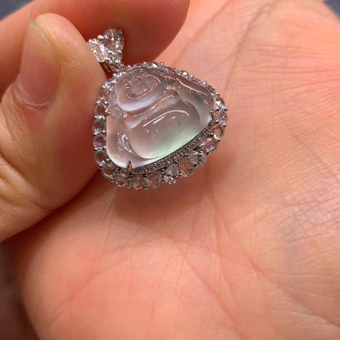 翡翠颈饰未镶嵌吊坠