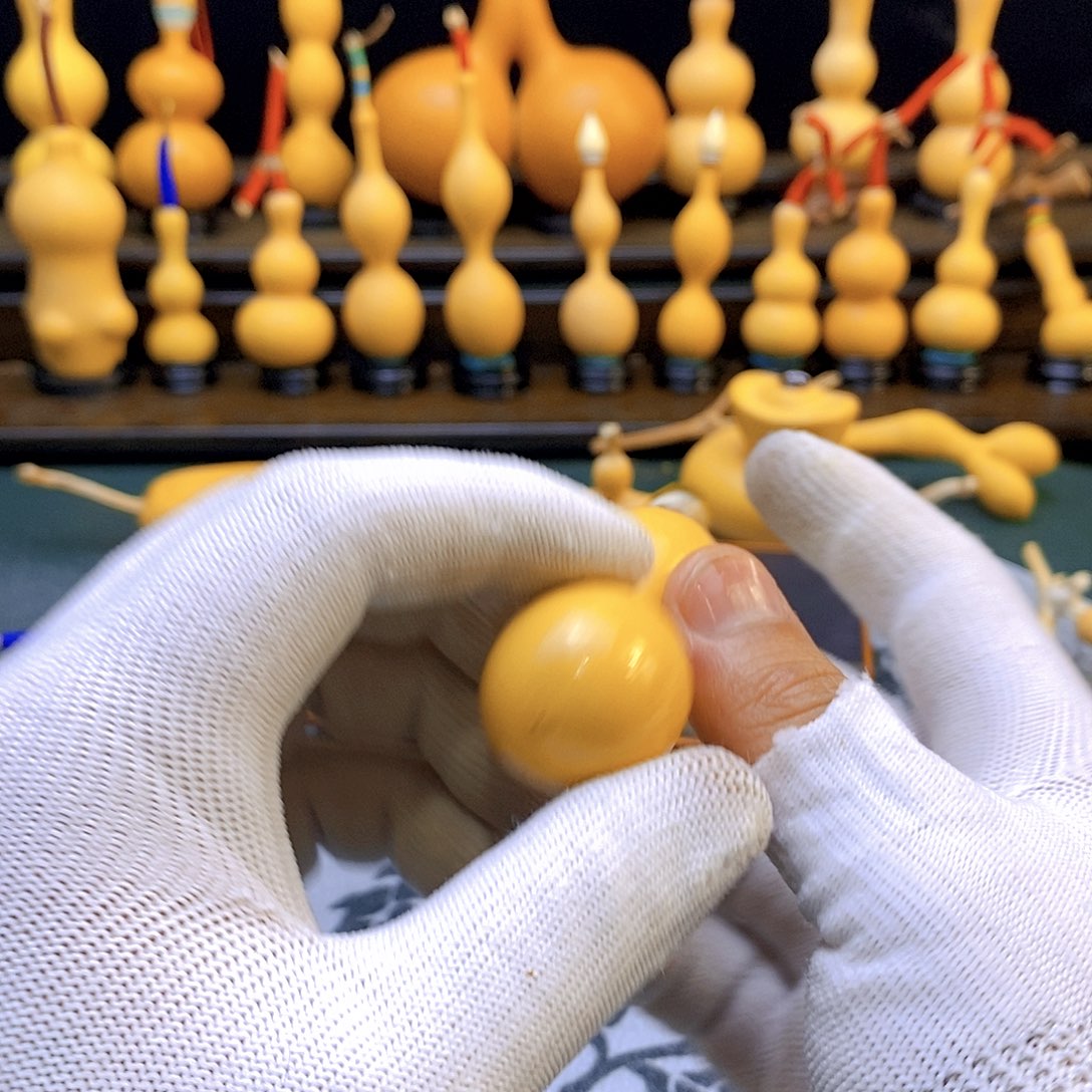 伟哦哦哦哭咯在我们哦哦