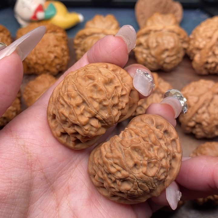 文玩核桃吊坠争****魂全品宫灯40