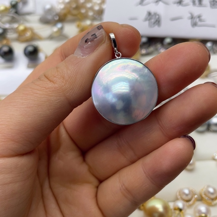 拼合珍珠（马贝珠）吊坠(不含链)18K金镶嵌