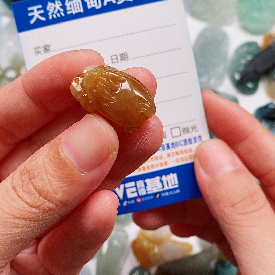 ℒ***এ颈饰未镶嵌翡翠龙龟