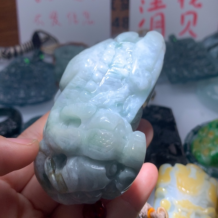 翡翠颈饰未镶嵌保真天然A货翡翠