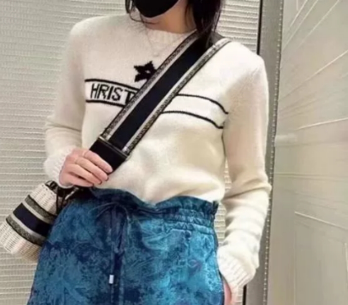 New Merry2025新款新色毛衣扣潮流时尚百搭女