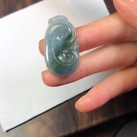 翡翠未镶嵌颈饰缅甸A货，每天下午1点半开播