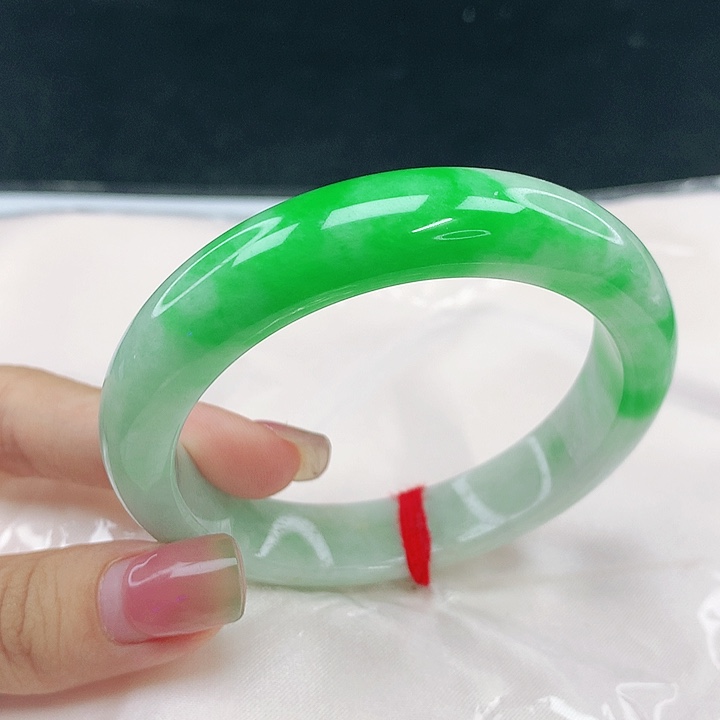 翡翠未镶嵌手镯圈55.5，34052