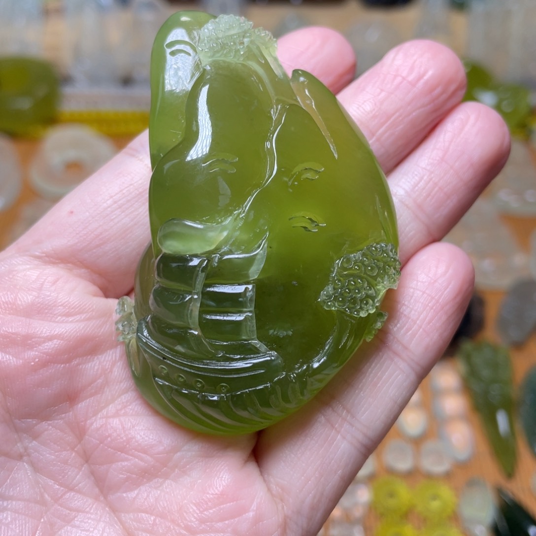 蛇纹石玉手把件未镶嵌