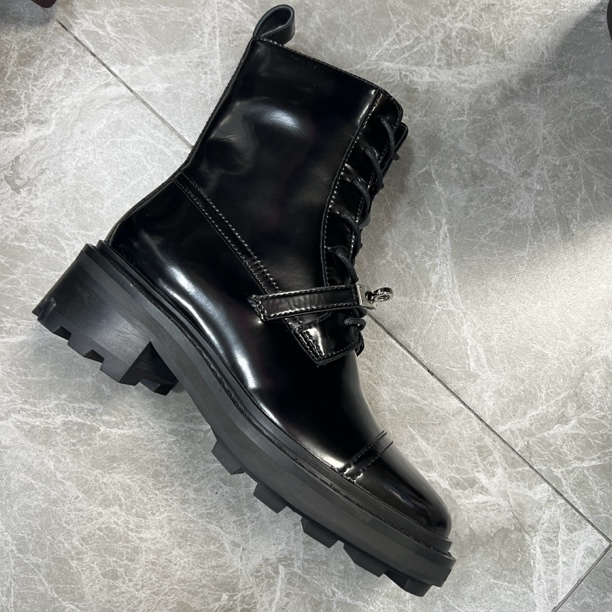 女靴厚底加绒马丁靴皮毛一体小个子烟筒靴系带圆头时装靴单里纯色