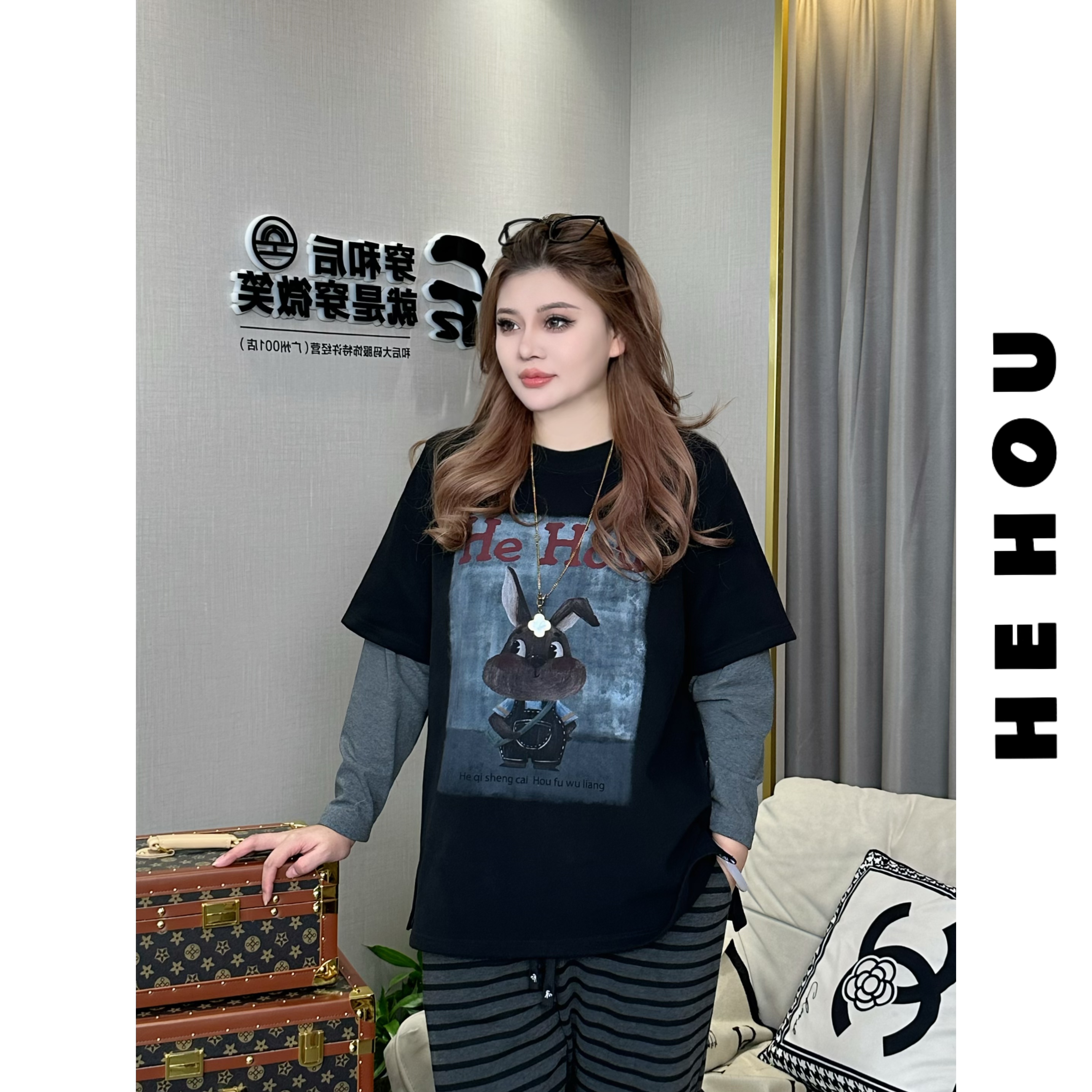 512010 和后大码 假两件长袖宽松圆领休闲时尚拼接T恤