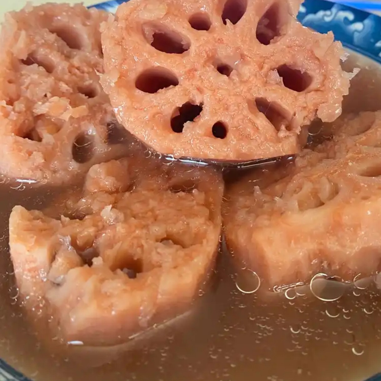 湖南本地蔬菜新鲜煲汤粉藕现挖