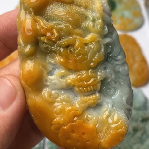 定制翡翠未镶嵌翡翠