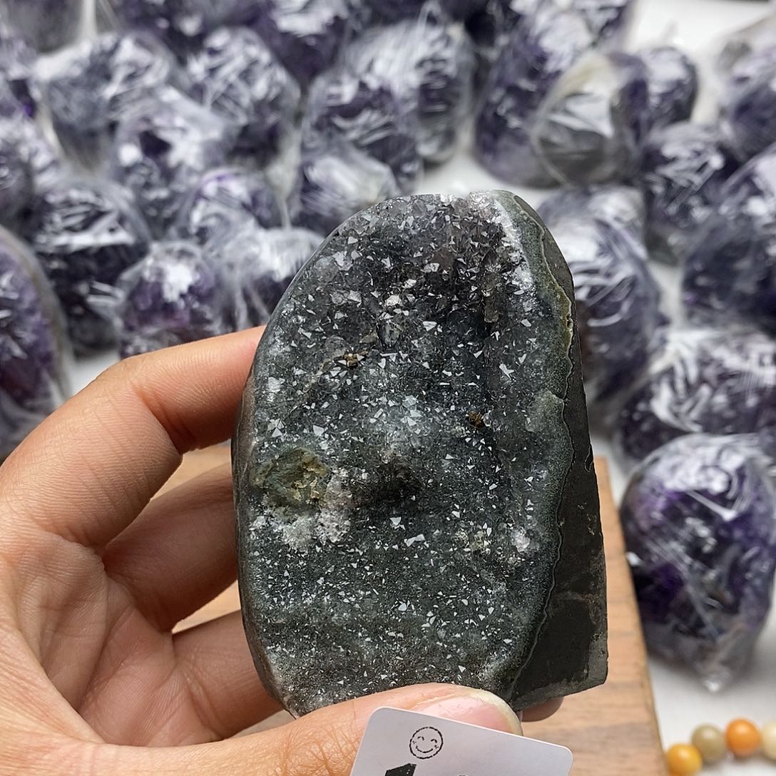 紫晶大型摆件（非配饰）未镶嵌