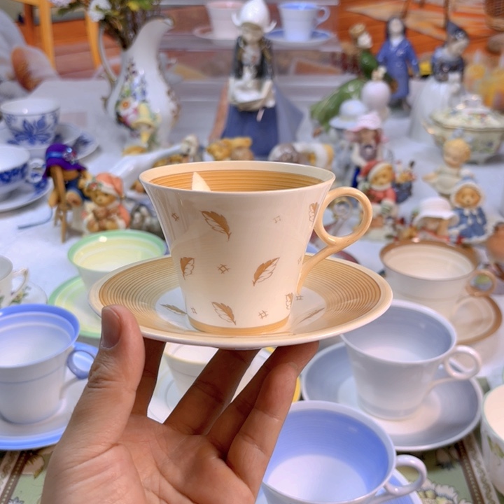 摆件欧洲中古瓷器好看冲鸭！