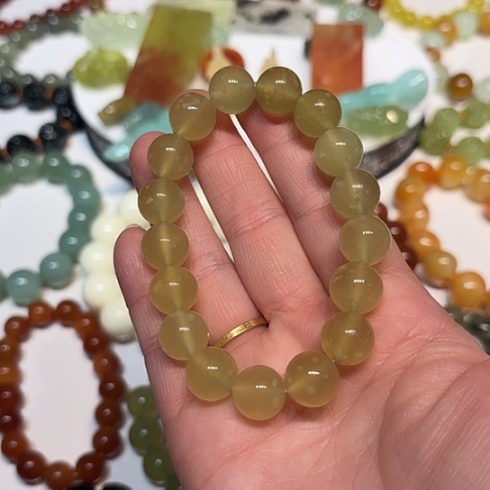 蛇纹石玉未镶嵌手串