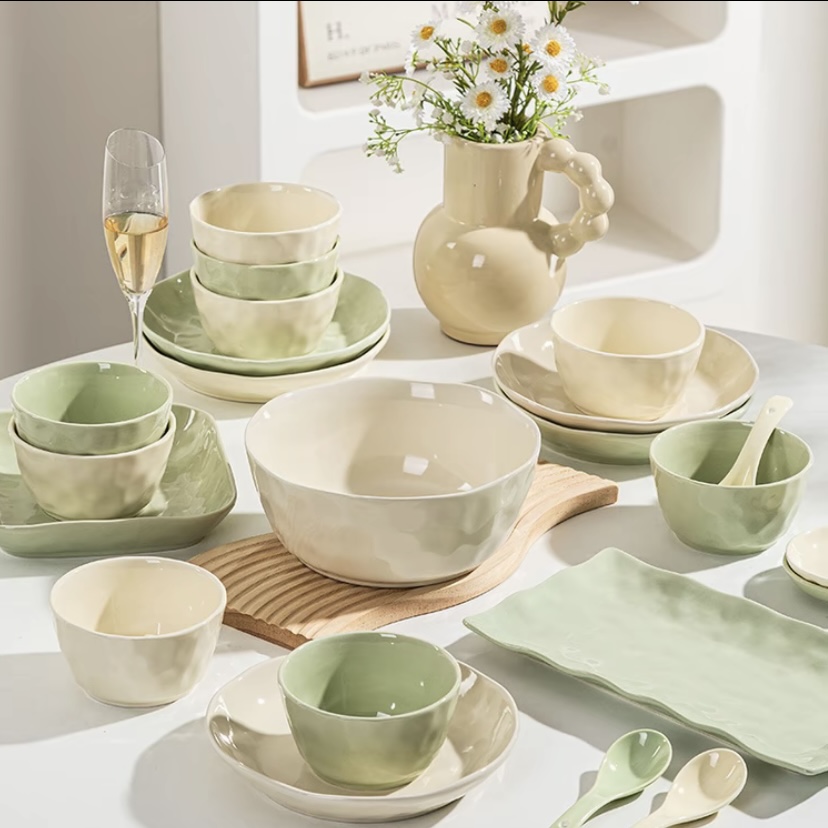 奶油风陶瓷餐具套装