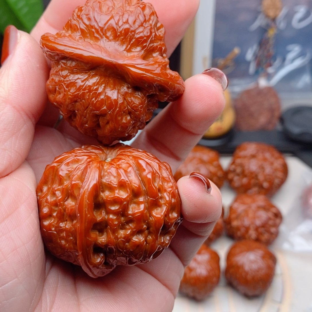 吊坠文玩核桃?***倔血麒麟