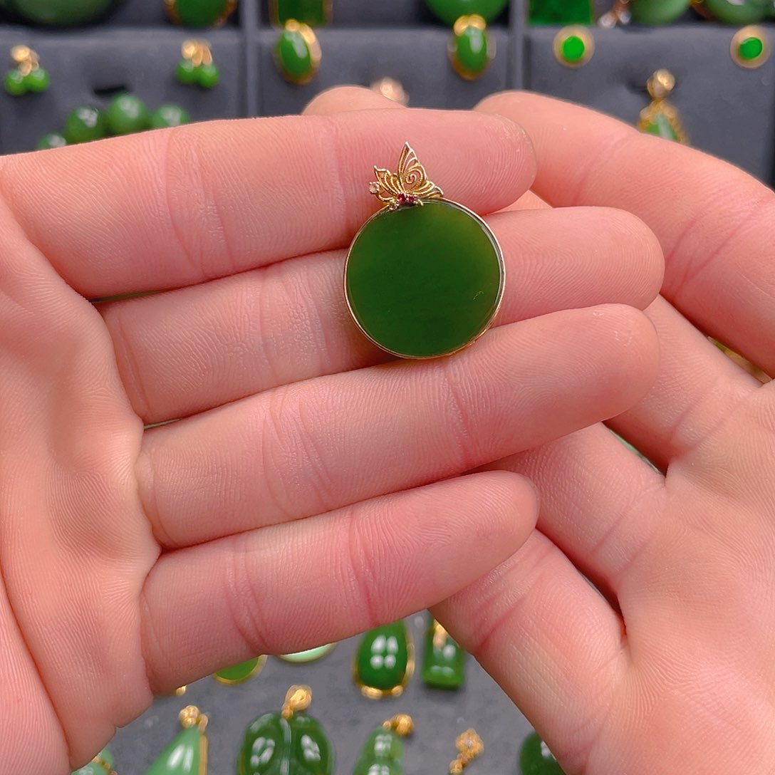 和田玉（碧玉）吊坠(不含链)18K金镶嵌1580