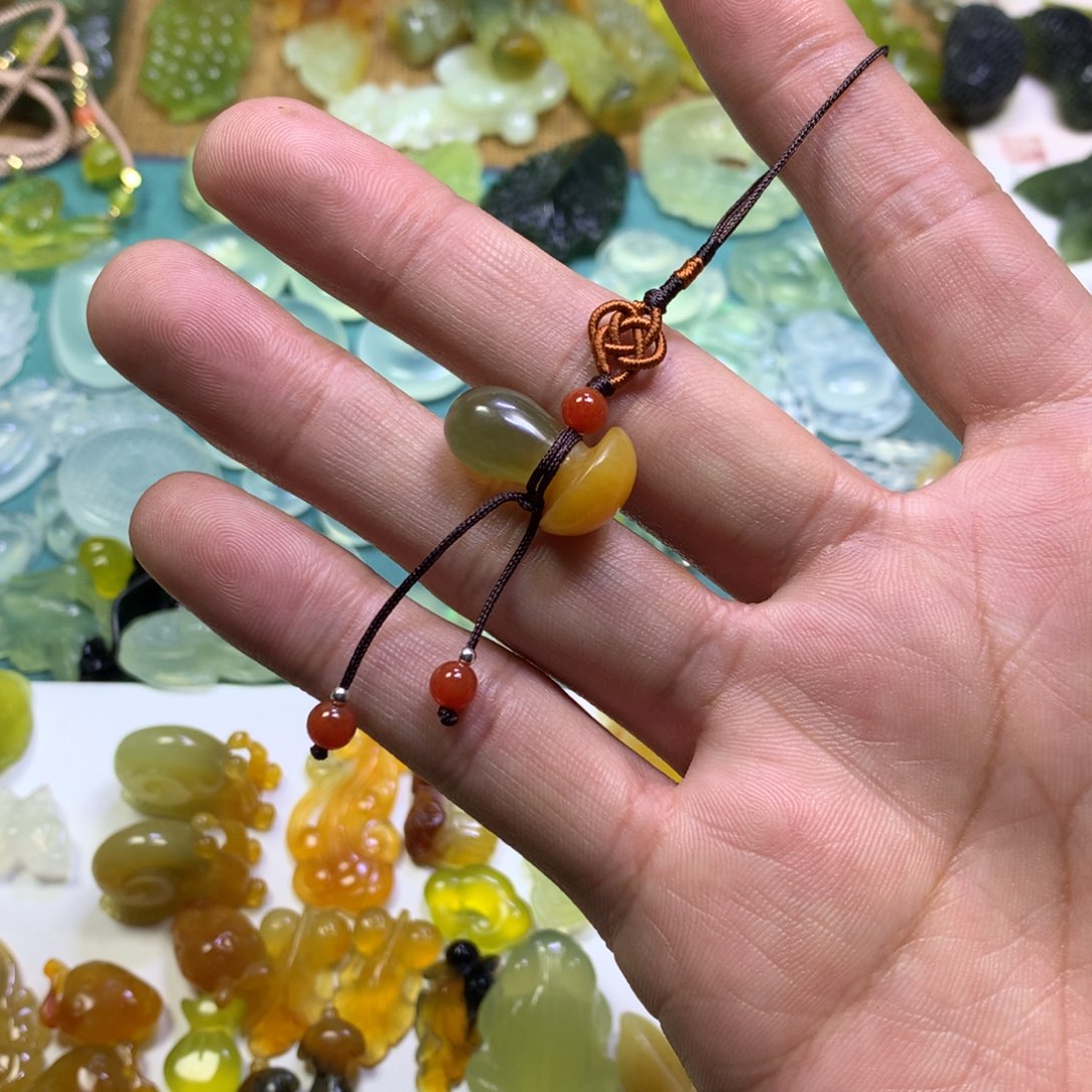 岫玉颈饰未镶嵌༼*蘑菇