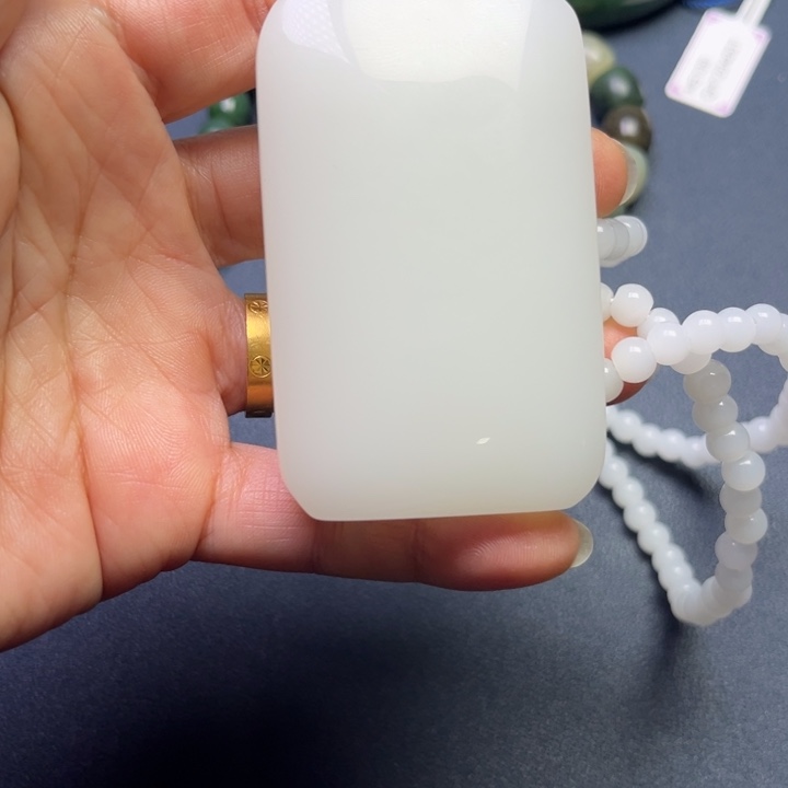 山***志精品无事牌面包牌