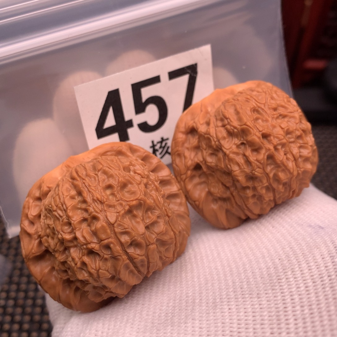 文玩核桃吊坠血麒麟41