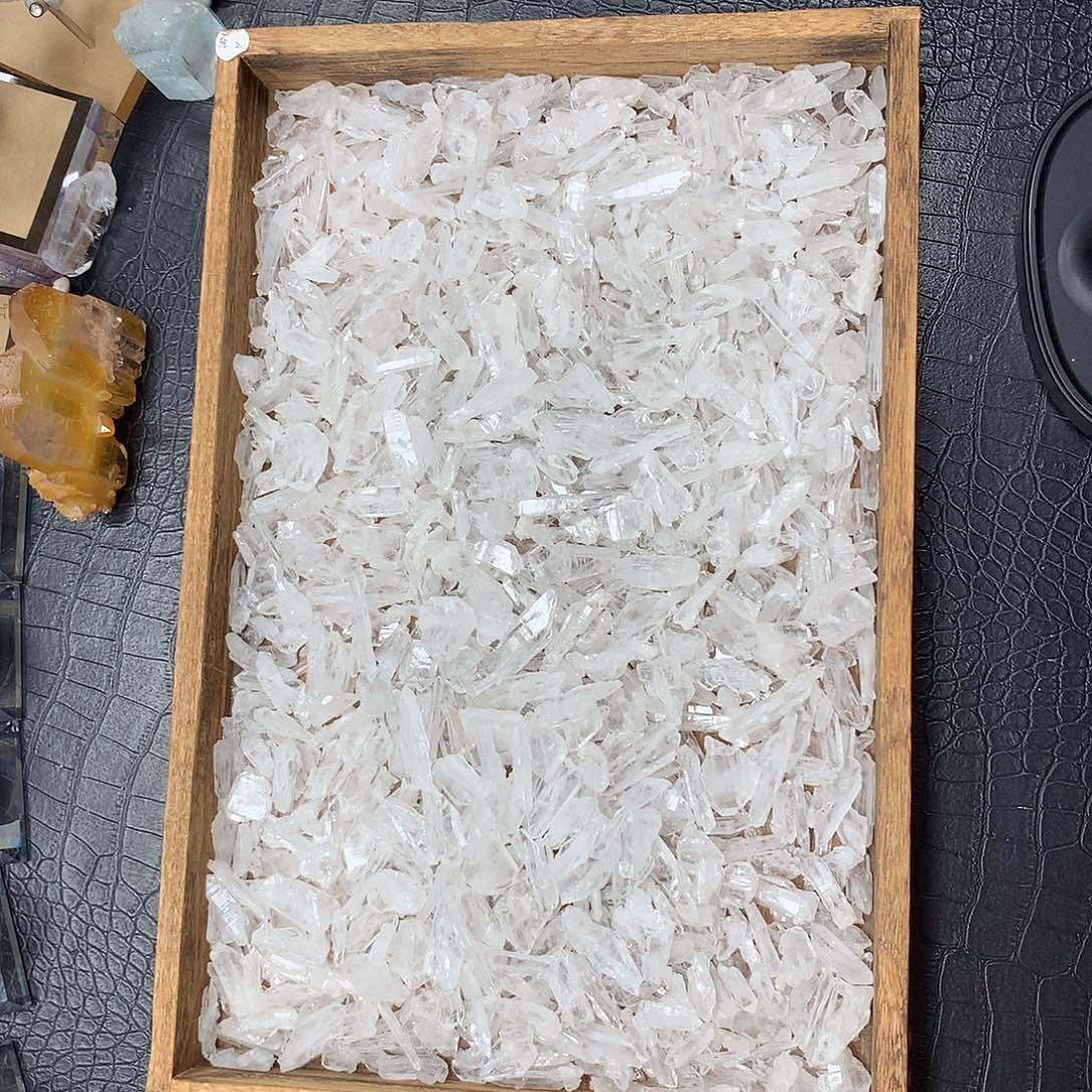 未镶嵌大型摆件（非配饰）水晶羽毛缝合100克一份