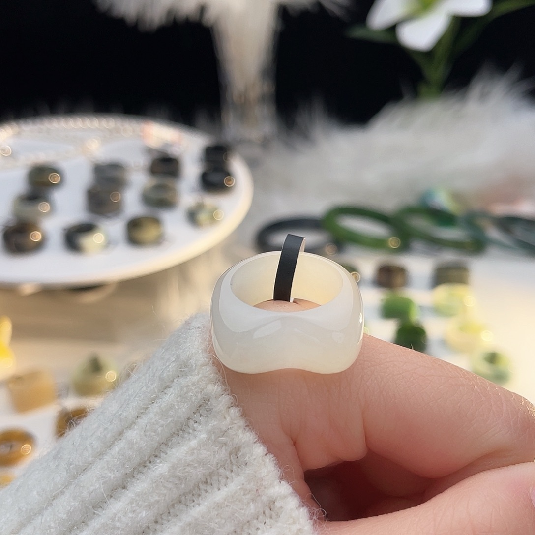 和田玉未镶嵌戒指k33浅晴飘糖猫耳17.1mm