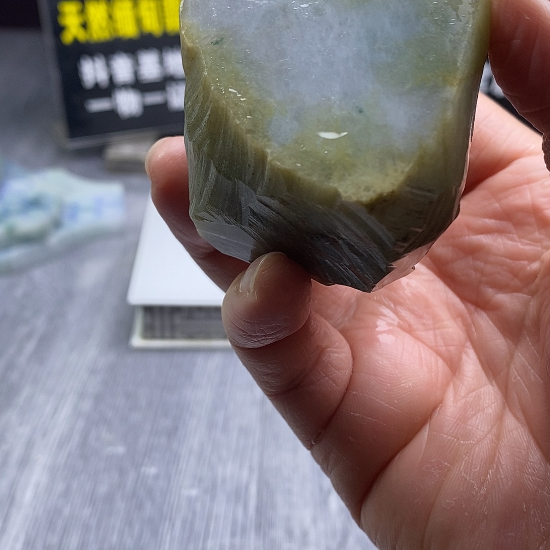 定制翡翠未镶嵌翡翠定制