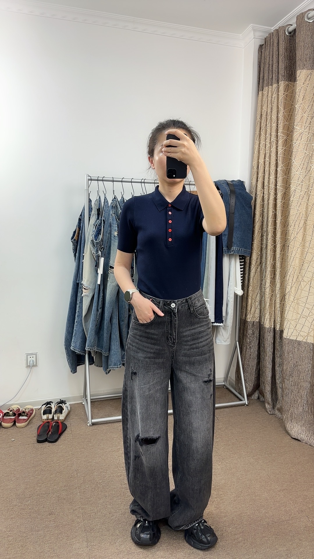 【狗蛋妈】77106黑灰色破洞弯刀裤（到家不合适48小时内务必退回）