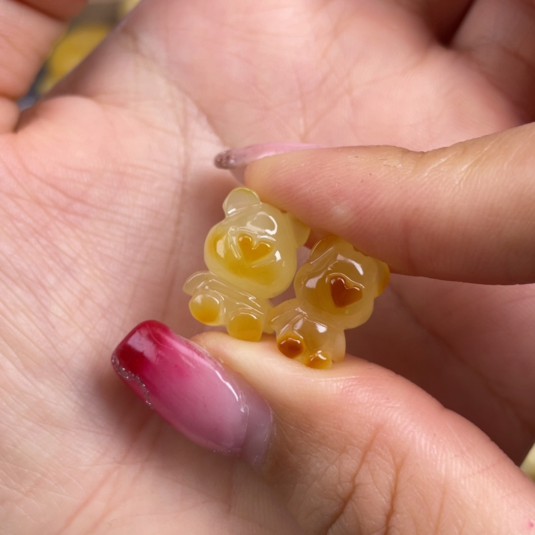 琥珀裸石未镶嵌蜜蜡