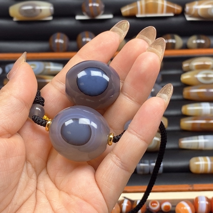 玛瑙/玉髓珠宝奇石未镶嵌梧*子