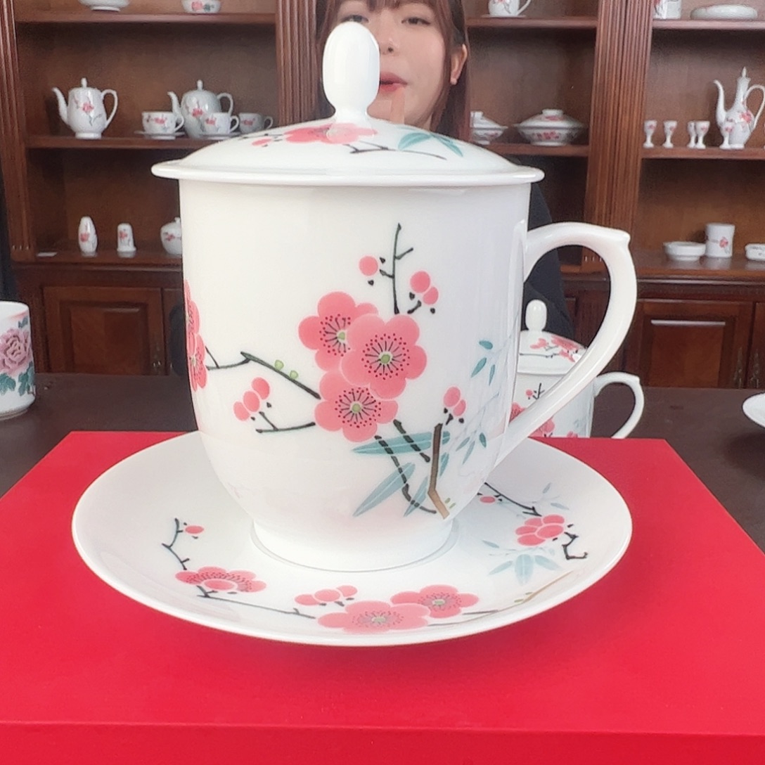 瓷纪念版翠竹红梅办公杯