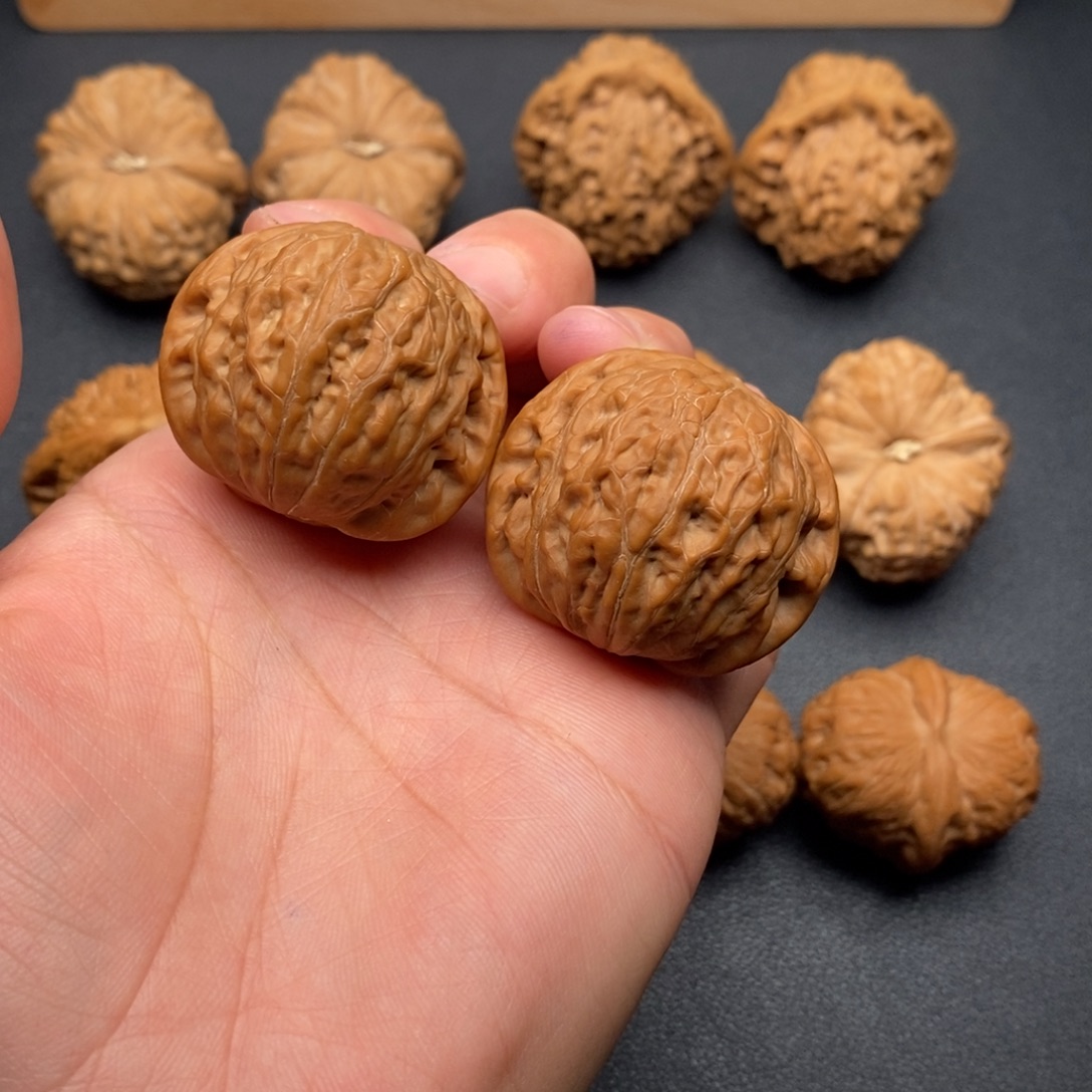 文玩核桃吊坠38铁锤