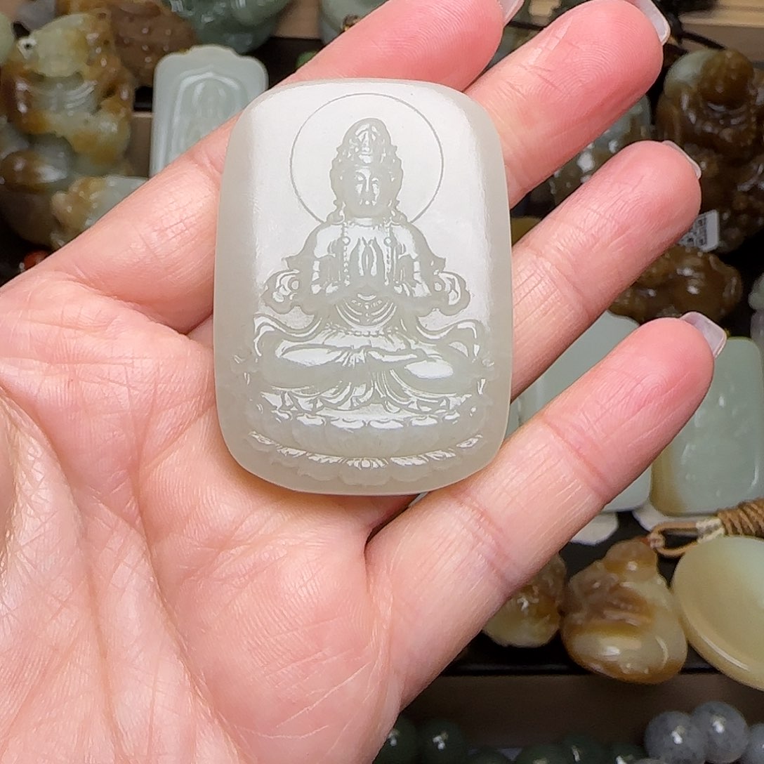 和田玉颈饰未镶嵌