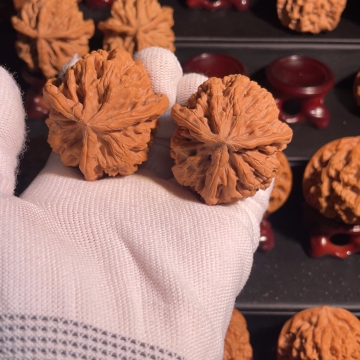 文玩核桃吊坠44官帽