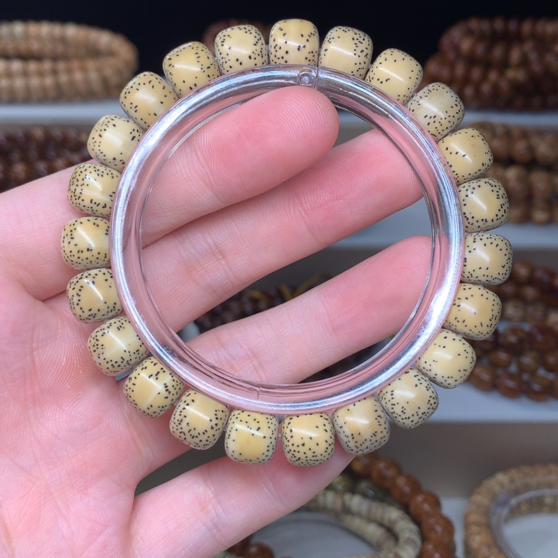 星月菩提吊坠10.9大留白