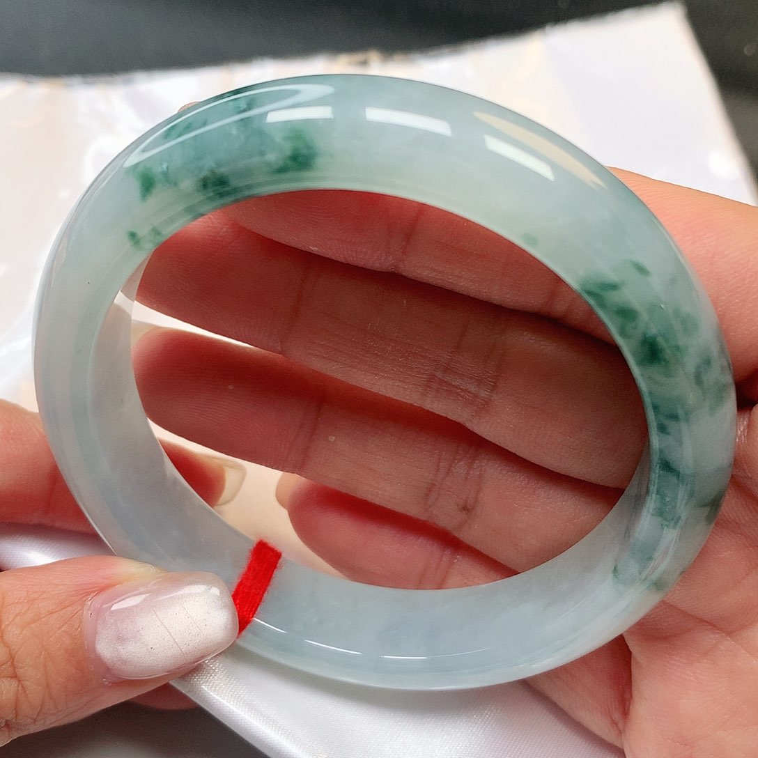 翡翠手镯未镶嵌翡翠手镯240号