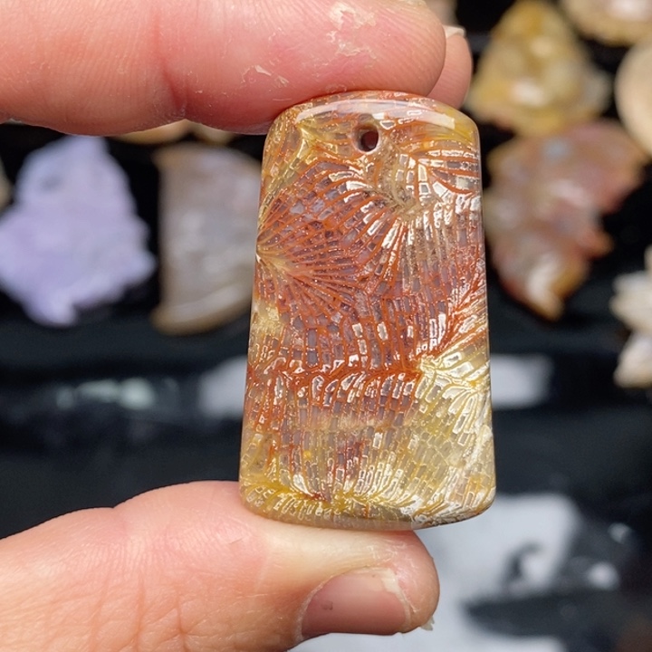 硅化珊瑚（珊瑚玉）手镯未镶嵌