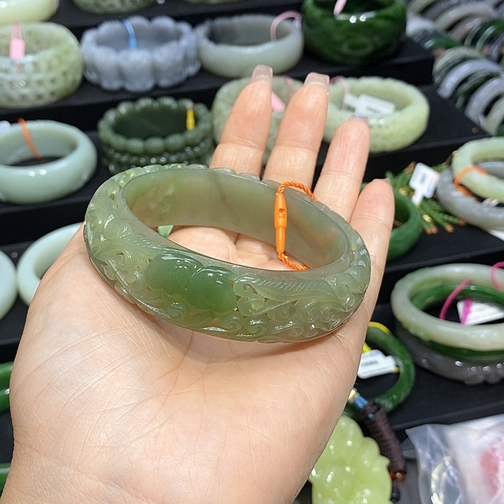 和田玉手镯61圈口14未镶嵌