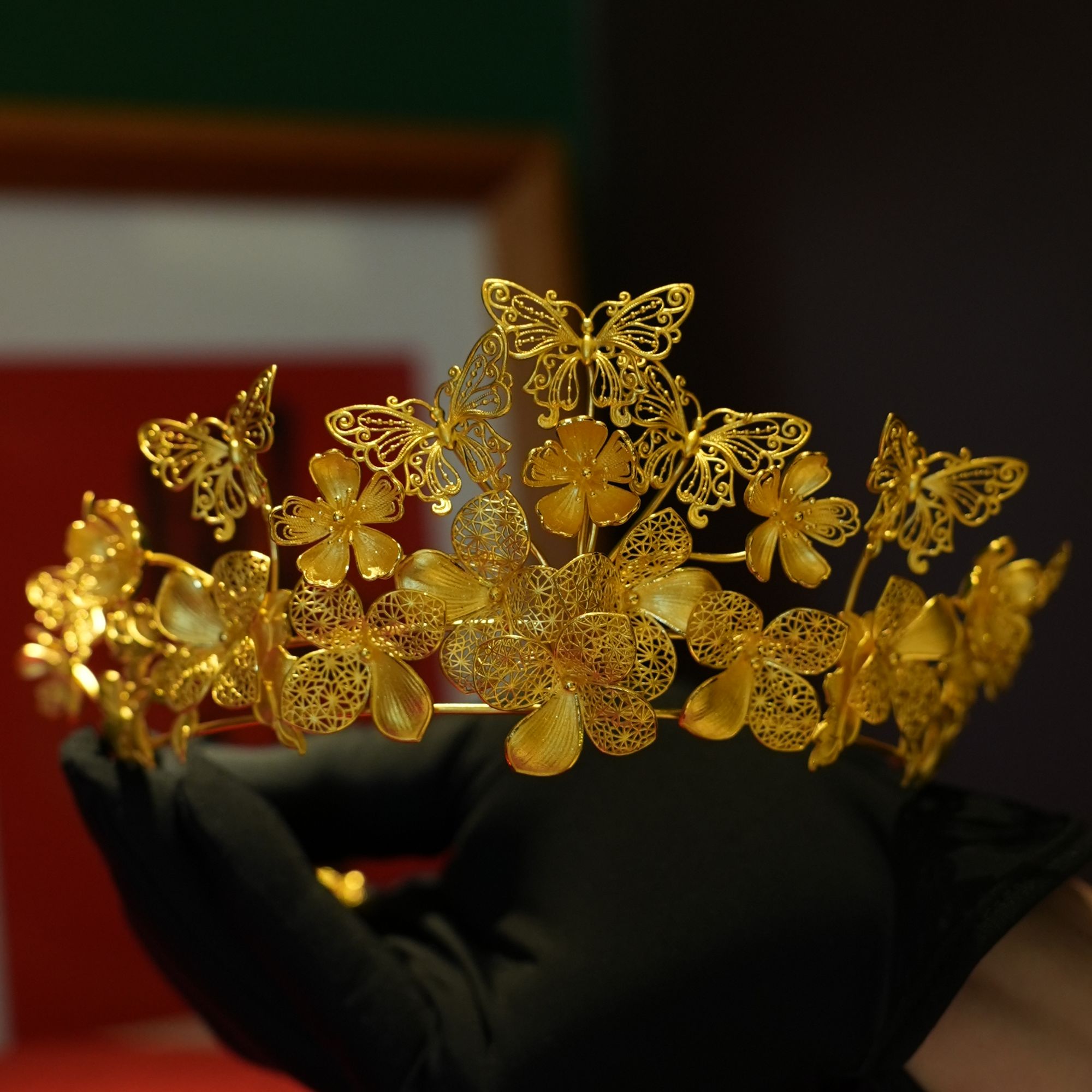 鳳喆古法錾刻镂空花丝精品工艺设计师款婚嫁五金国风凤冠足金999