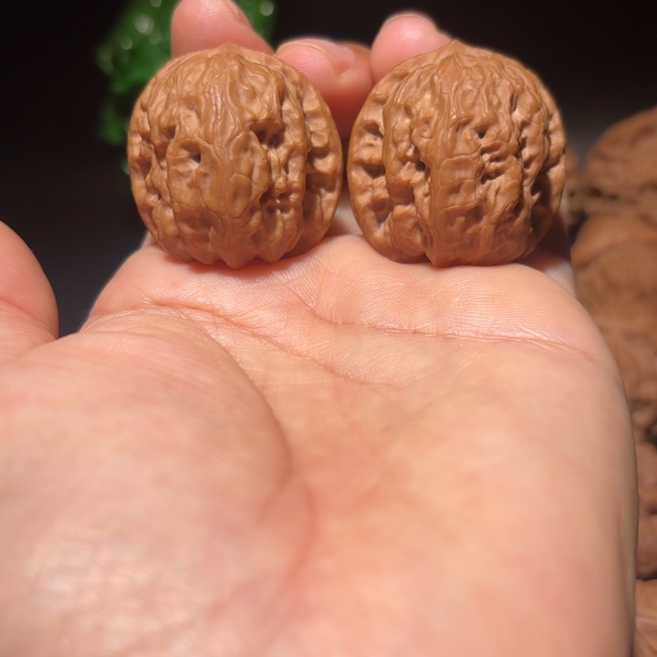 文玩核桃吊坠文玩核桃吊坠野狼32