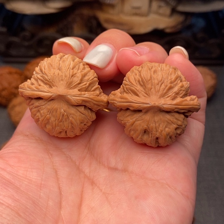 文玩核桃吊坠汉高楼34.31.29