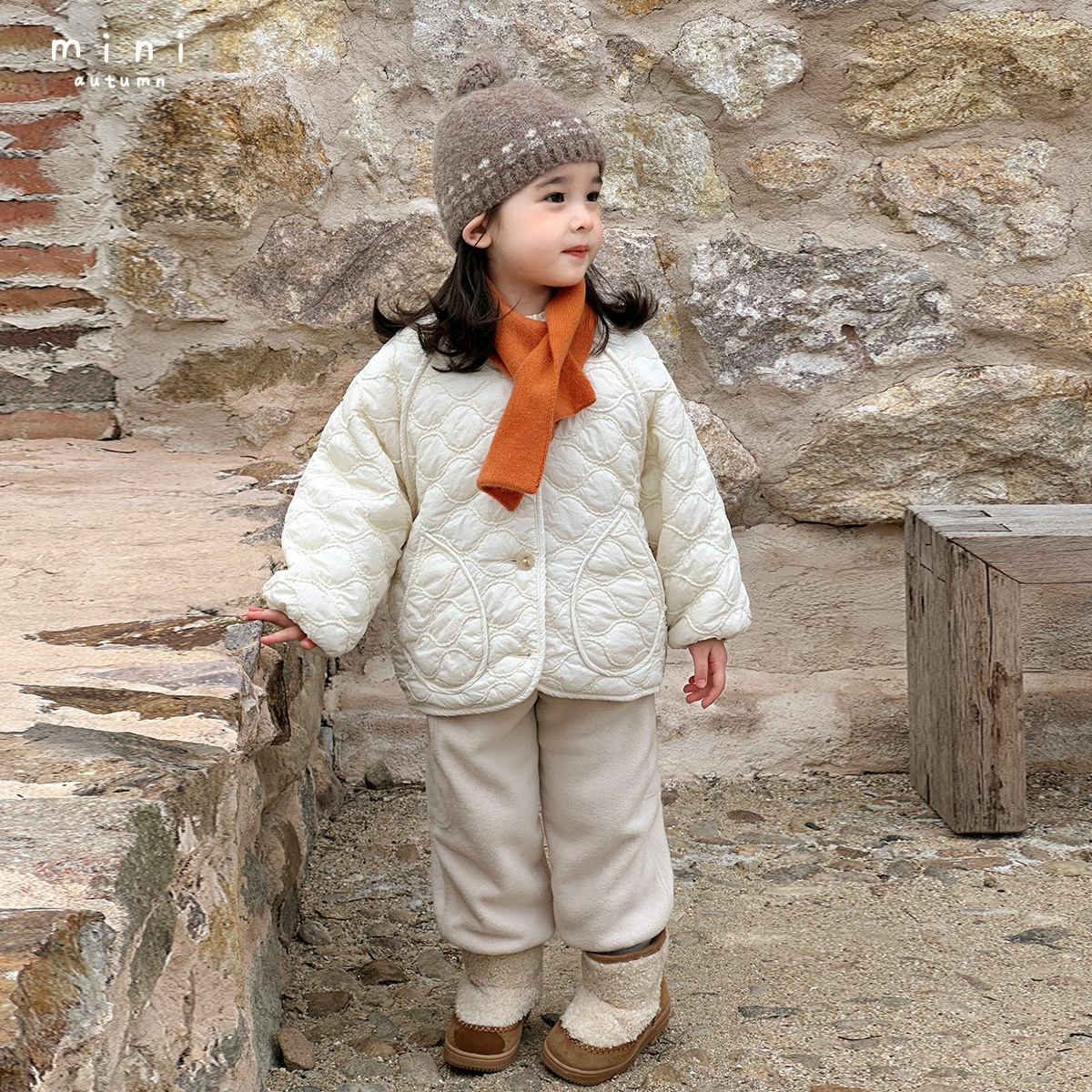 「MINI AUTUMN」【菱格美学】葫芦形女小童冬季圆形格夹棉外套BD53183
