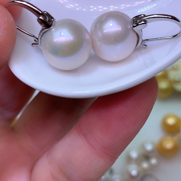 银S925镶嵌耳饰淡水珍珠