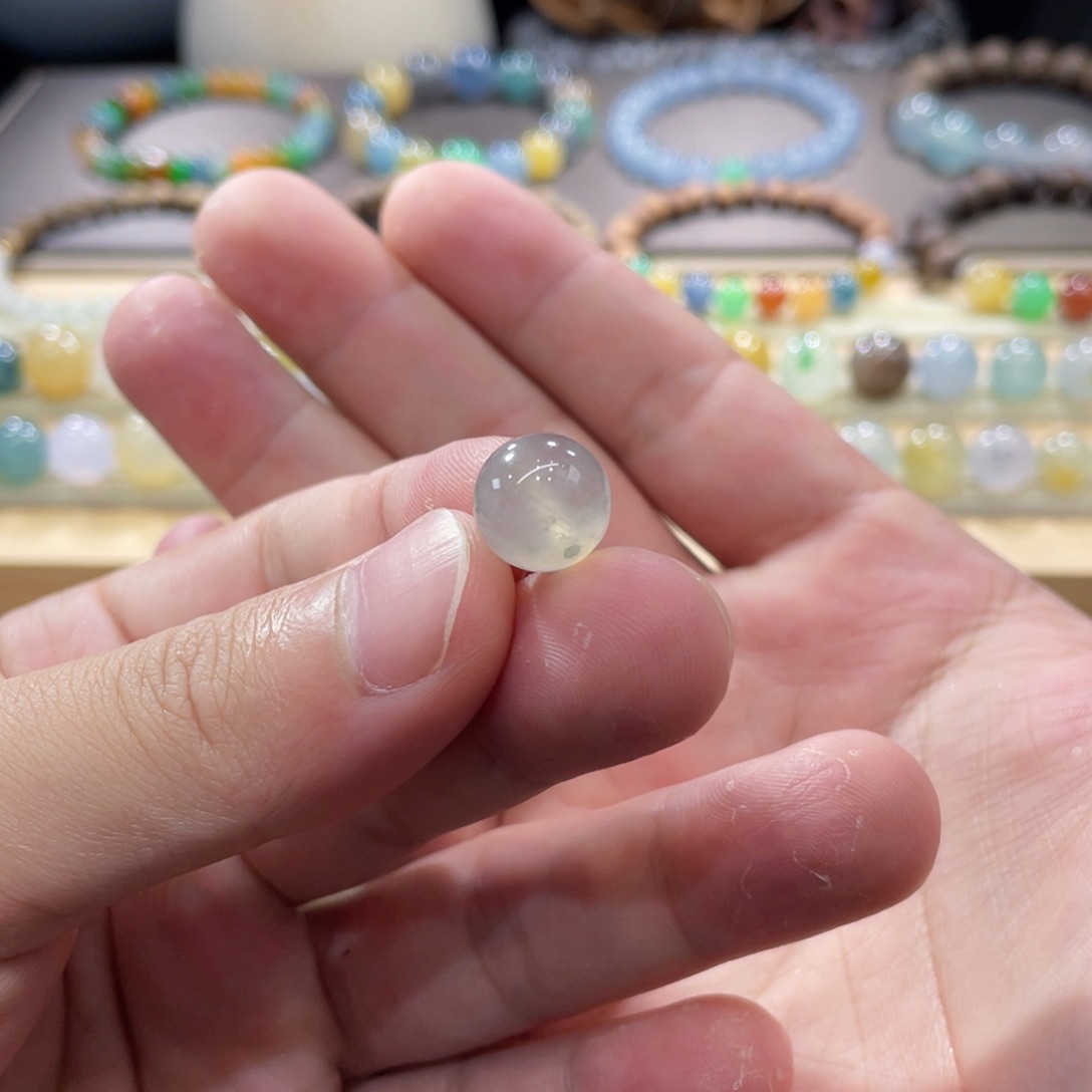 未镶嵌手链翡翠咖色